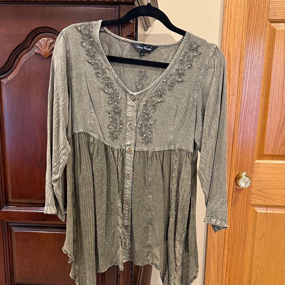 Green BOHO shirt size L